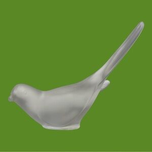 Vintage Fenton Frosted Satin Happiness Bird 1970s